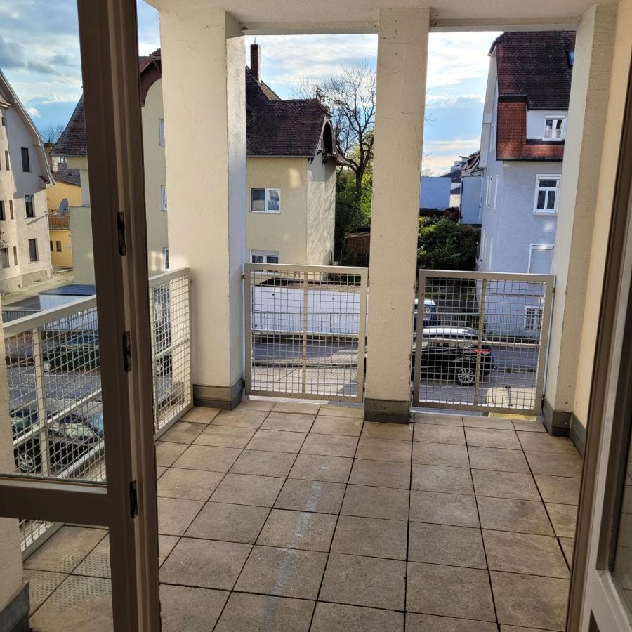Ludwigsturm Appartement In Щраубинг Екстериор снимка