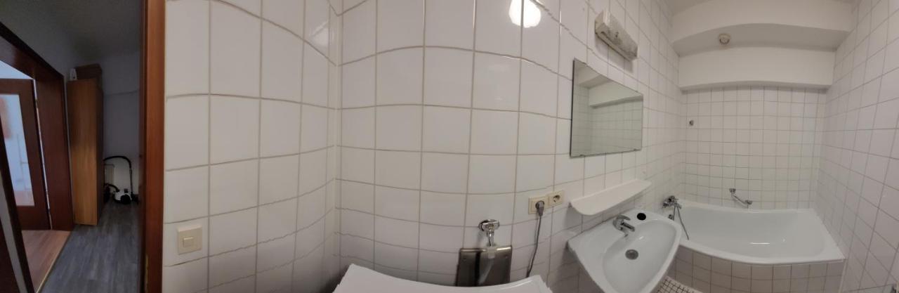 Ludwigsturm Appartement In Щраубинг Екстериор снимка